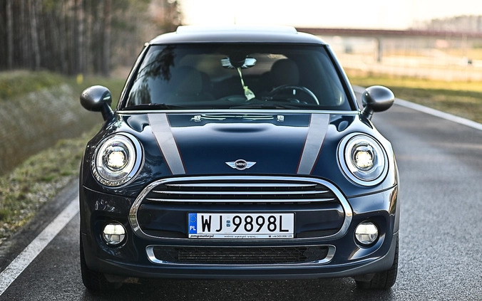 MINI Cooper cena 64900 przebieg: 163000, rok produkcji 2017 z Trzebnica małe 781